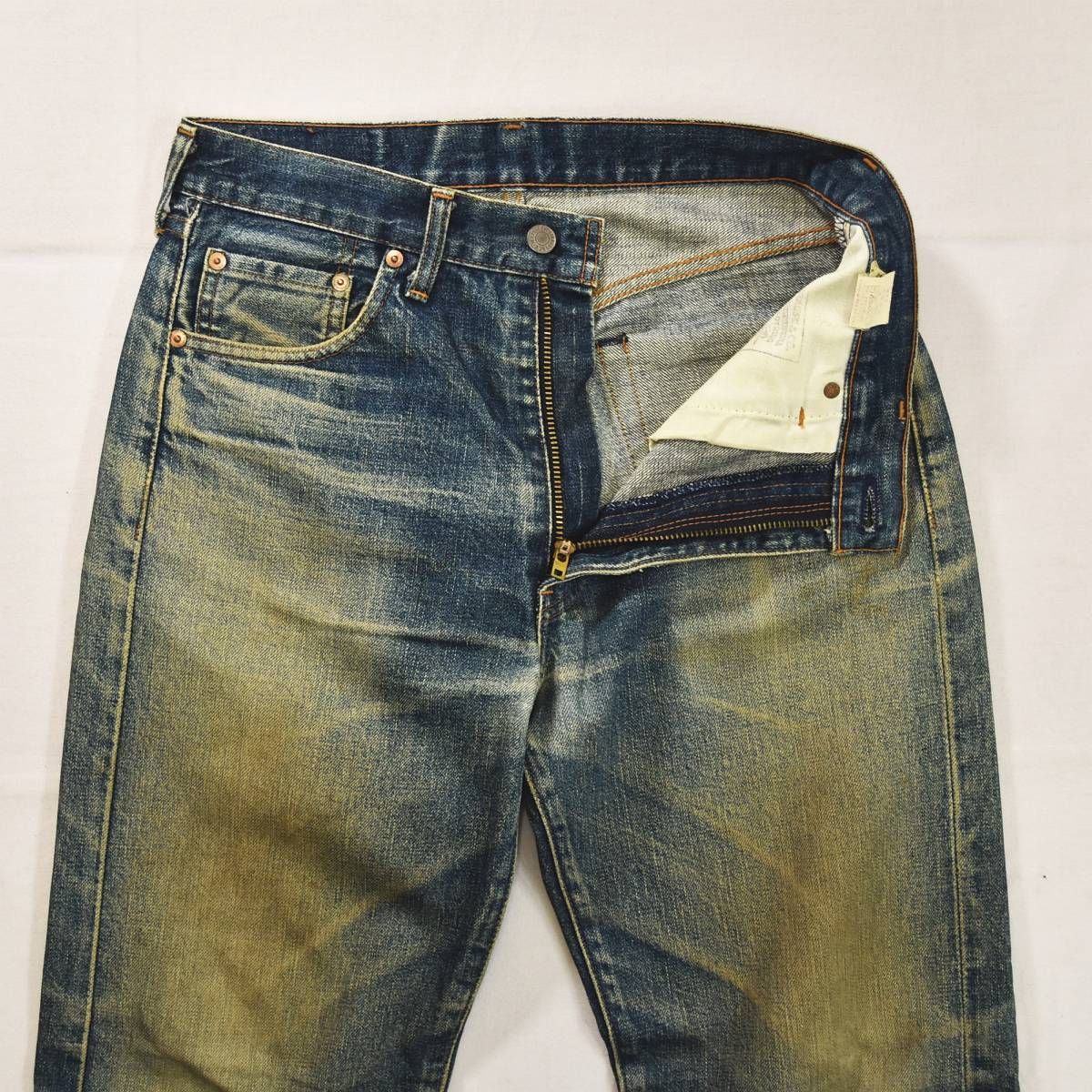 60s復刻/W38 リーバイス 501 bigE 赤耳セルビッジ 鬼ヒゲ 別注 50s復刻/W32 リーバイス 501XX 55501 bigE 赤耳 鬼ヒゲ - メルカリ