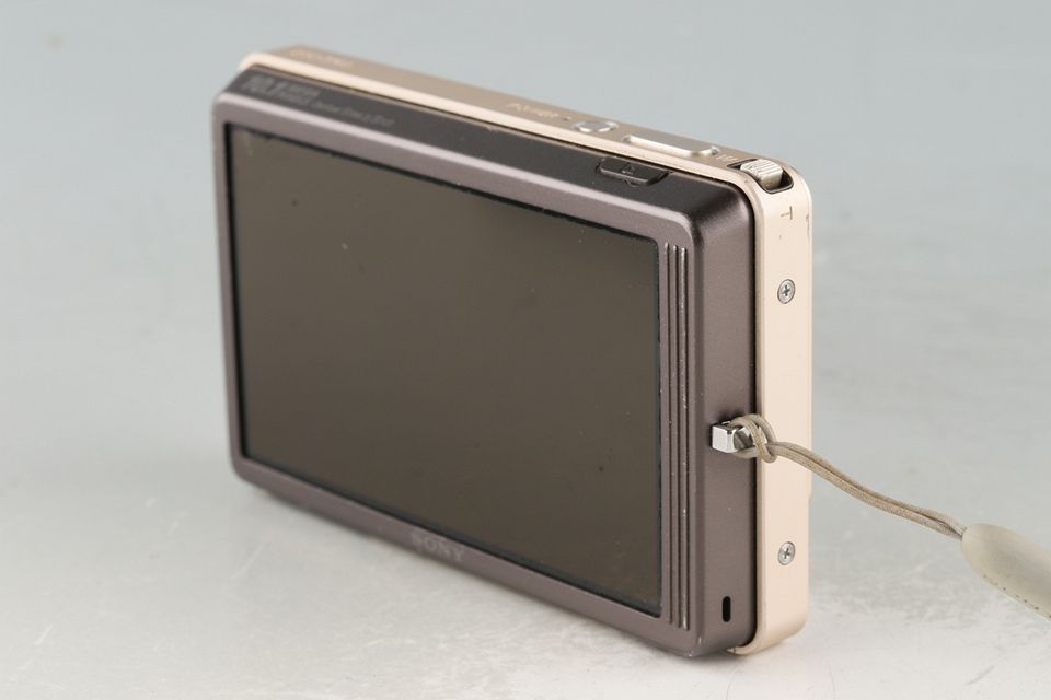 DSC-T700 Digital