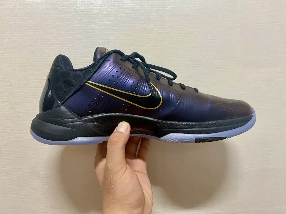 275 NIKE(ナイキ) コービー 5 プロトロ バスケットシューズ