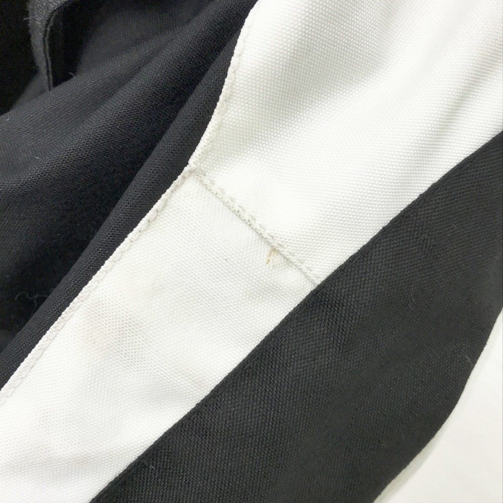 ウィンタージャケット ブラック系