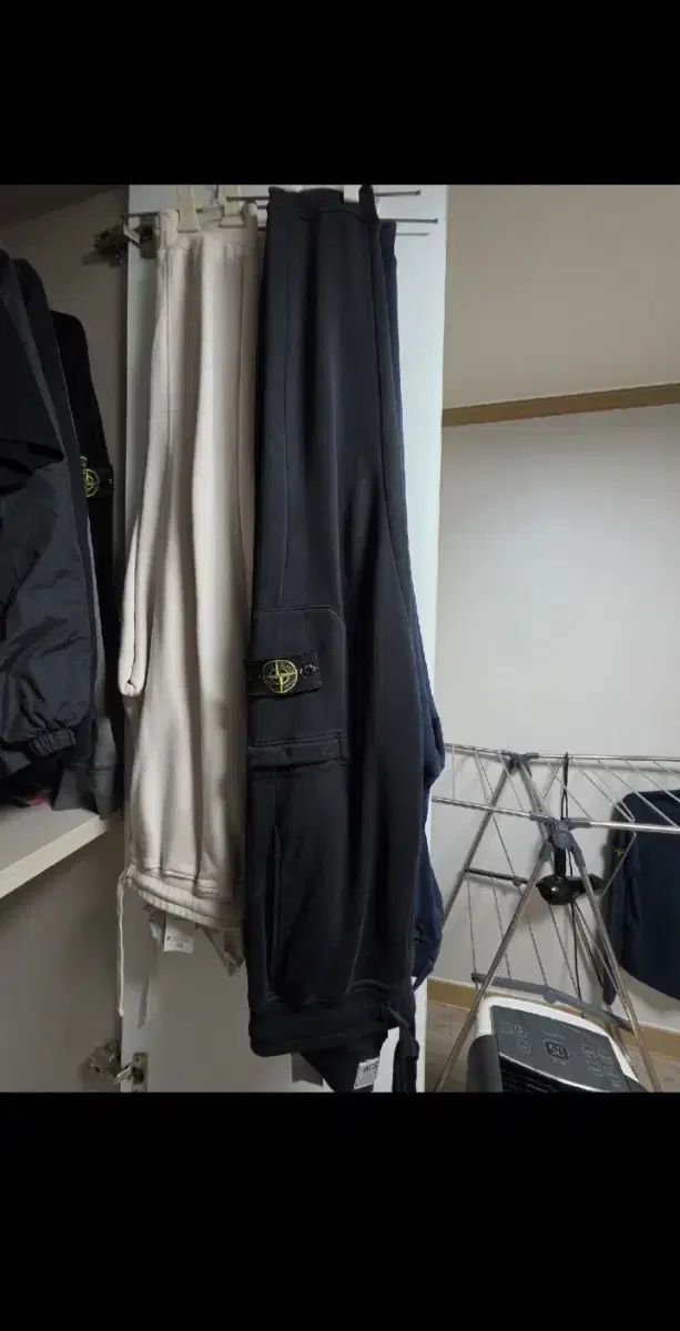 STONE ISLAND ストーンアイランド カーゴ ジョガー パンツ ブラック