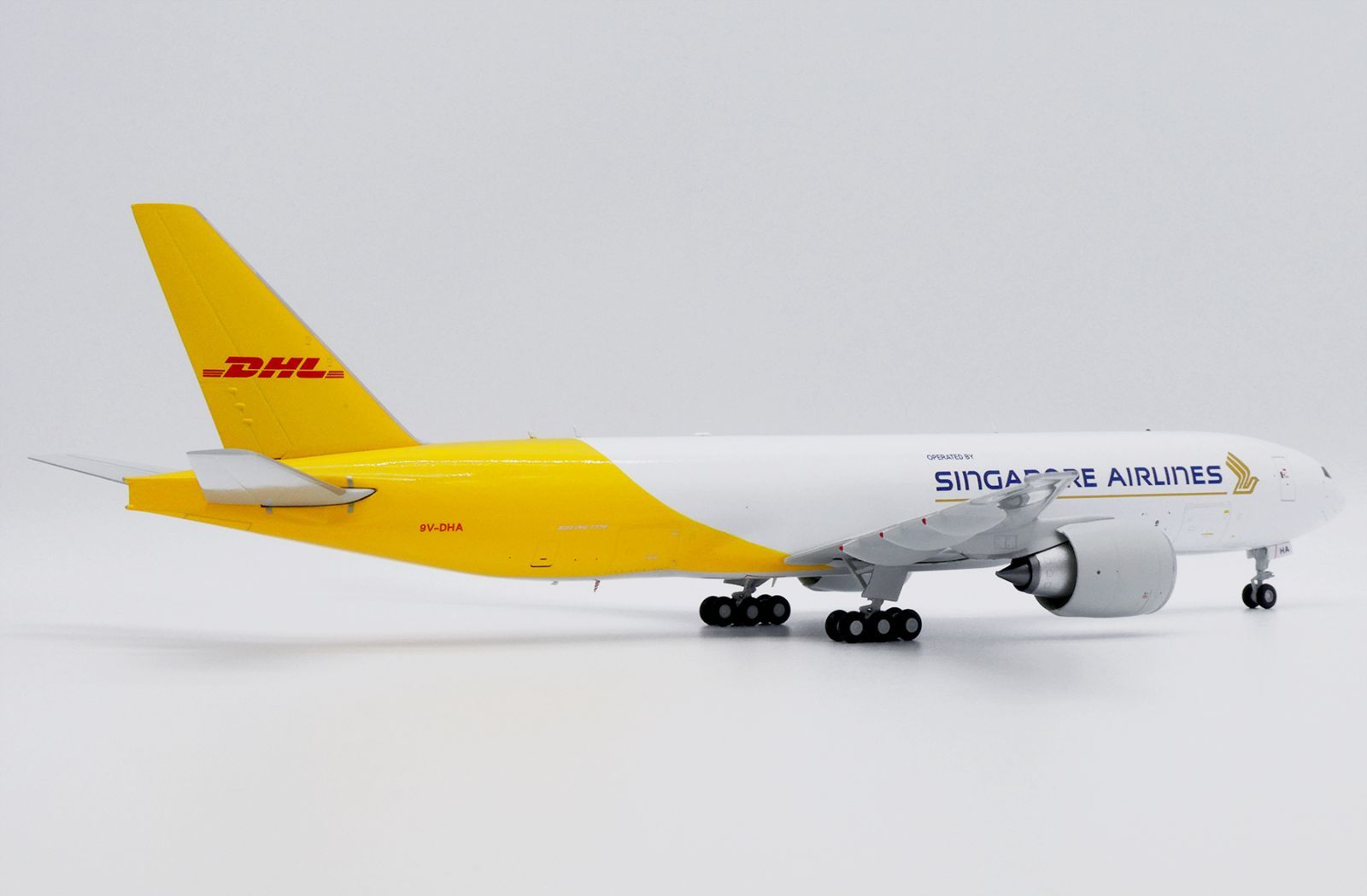JC Wings 1:200 シンガポール航空 DHL B777F 9V-DHA Jcwings DHL(シンガポール航空) 777F 9V-DHA 1/200 SA2021
