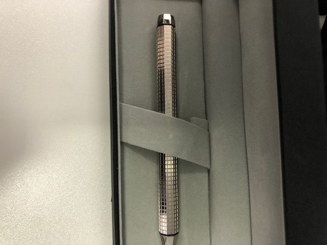 オーデマピゲ ボールペン ガンメタ黒 箱付き 新品 Audemars Piguet