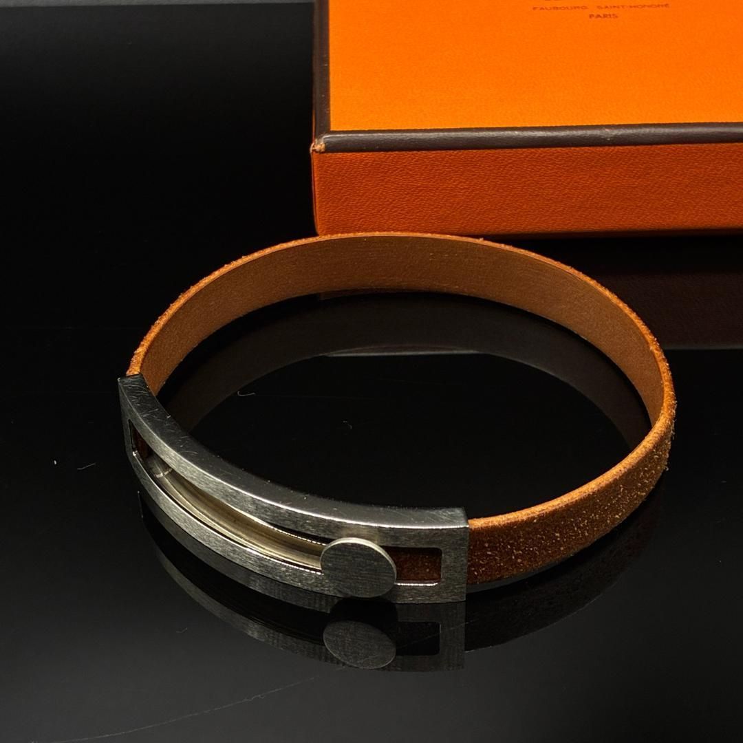 美品】HERMES プスプス レザー ブレスレット □G刻印 - メルカリ