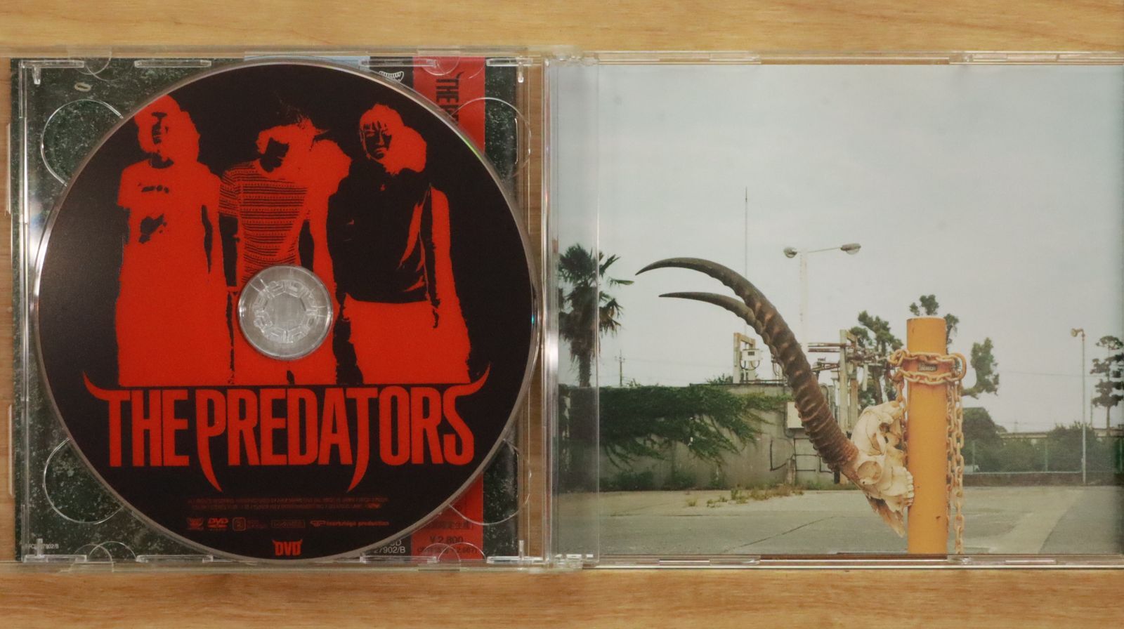 国内盤CD☆ザ・プレデターズ/THE PREDATORS□ 牙をみせろ 【NFCD27902