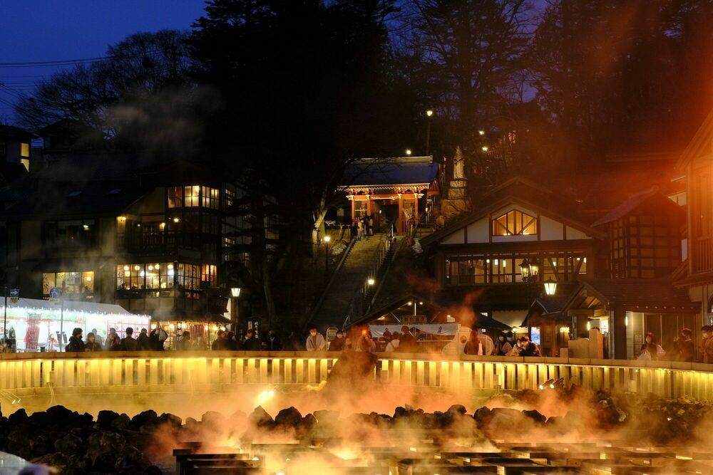  アウトレット 処分 Tokina トキナー 単焦点中望遠レンズ atx m 56 mm F 1 4 ソニーEマウント用 APS C 交換レンズ レンズ(単焦点) カメラ