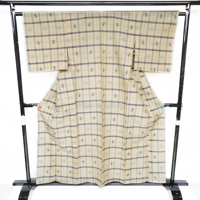 特選 夏物 琉球絣 紬 着物 中古 正絹 ラベル付き 格子模様 絣