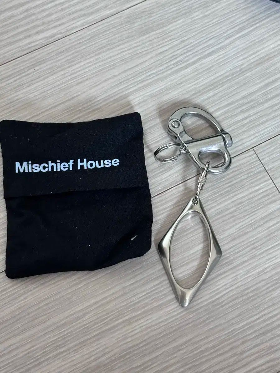 MISCHIEF ミスチーフ RHOMBUS ランバス キーリング