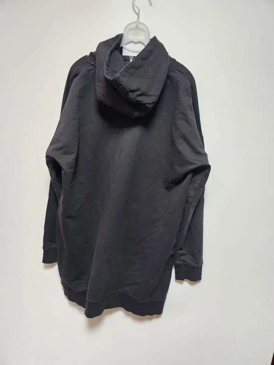 フード付きロングTシャツ