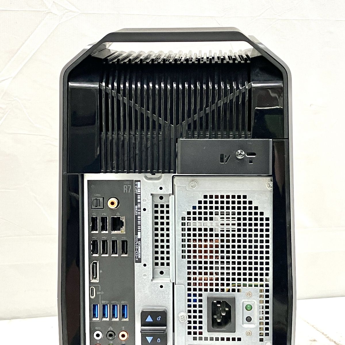 Dell Alienware Aurora R7 i7-8700K GTX1080Ti ゲーミングPC - メルカリ