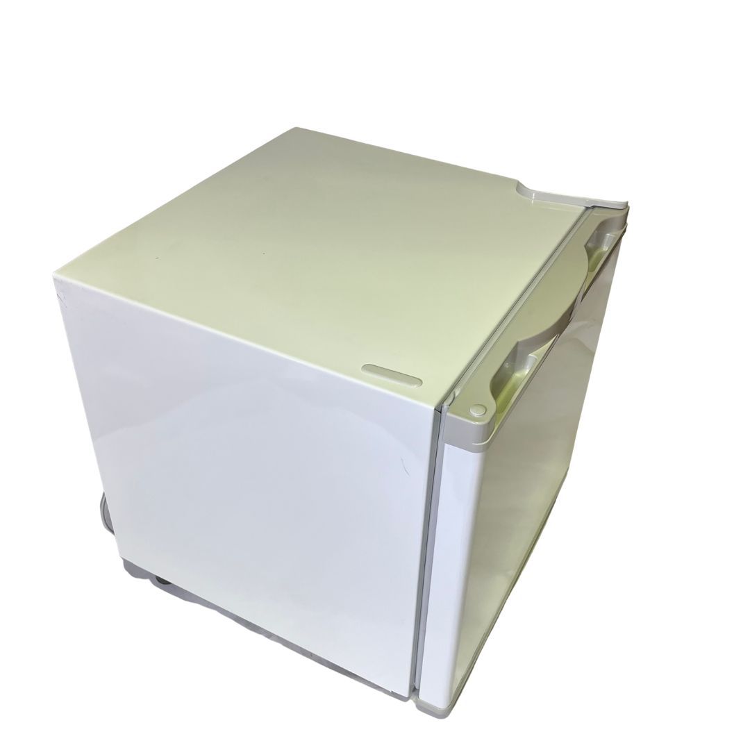 東芝 ホテル用冷蔵庫 26L ホワイトGR-HB30A2(W インバーター