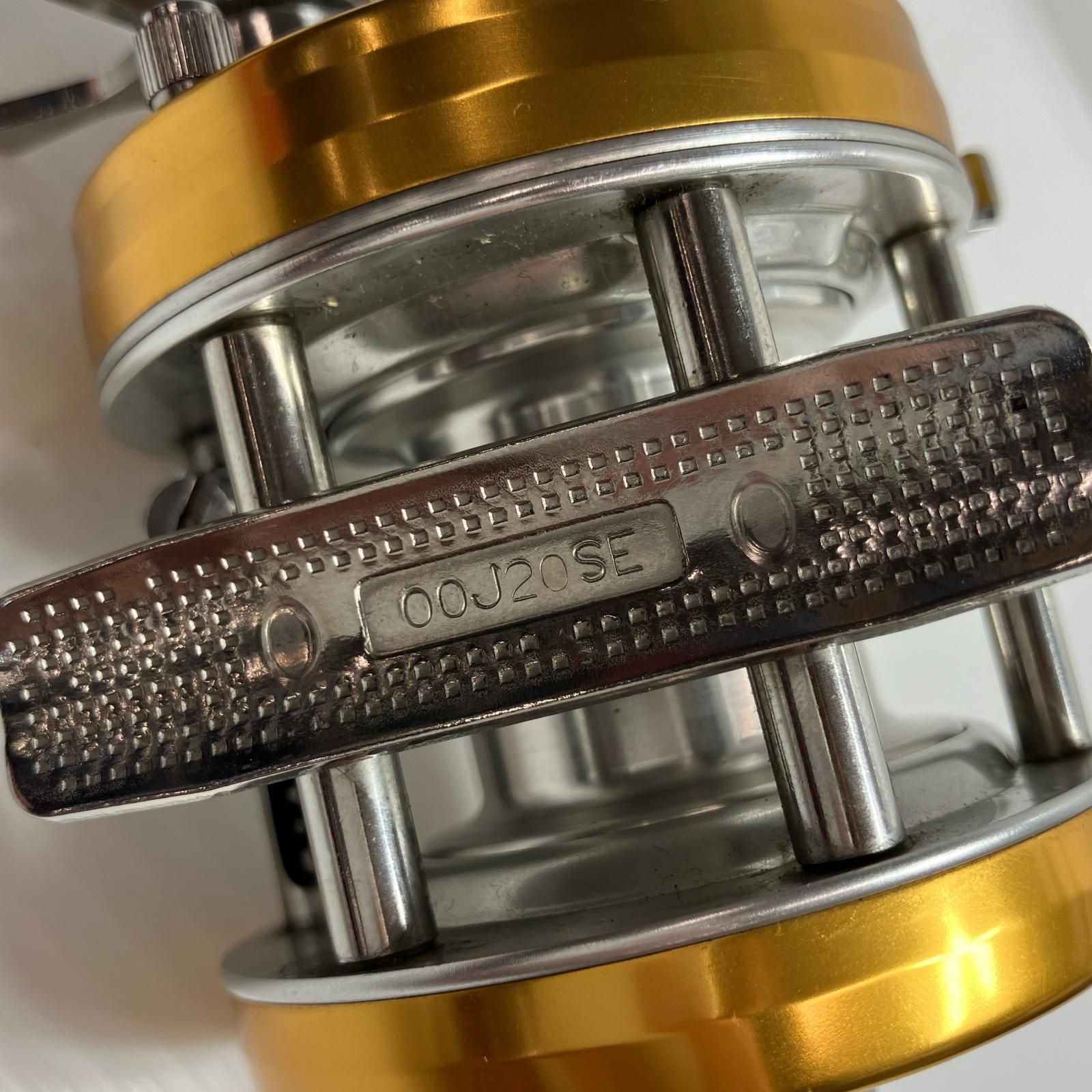 ベイトリール アンバサダー5501CS