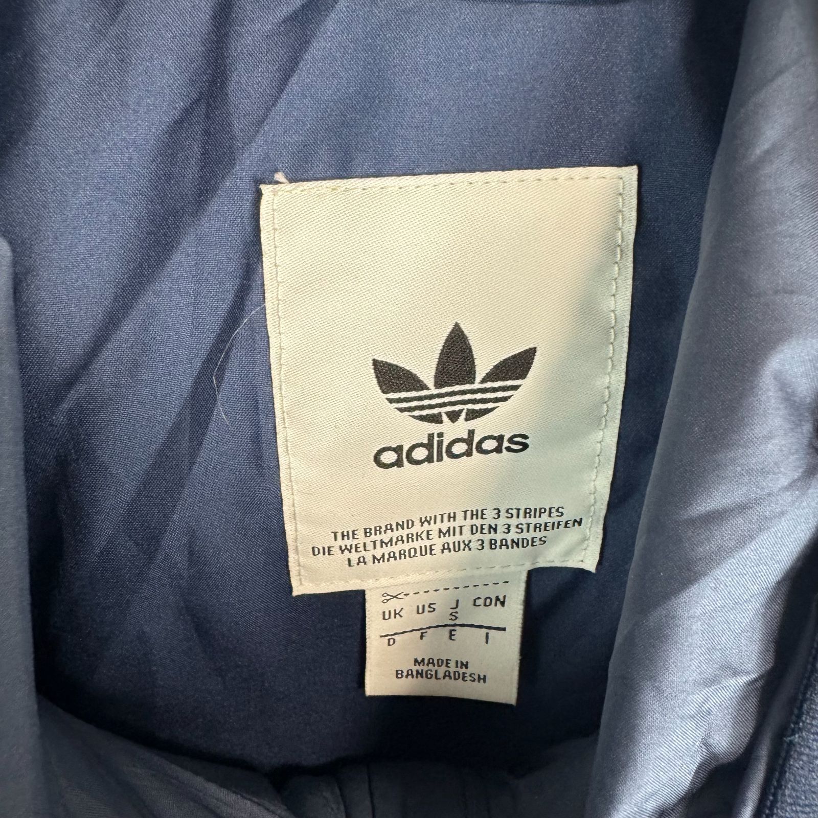 adidas originals アディダスオリジナルス フェイクダウンジャケット 
