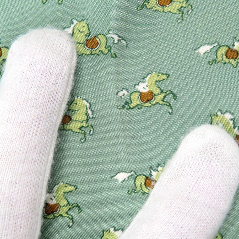 美品 エルメス カレ45 プチカレ 馬 シルク グリーン スカーフ 0821  