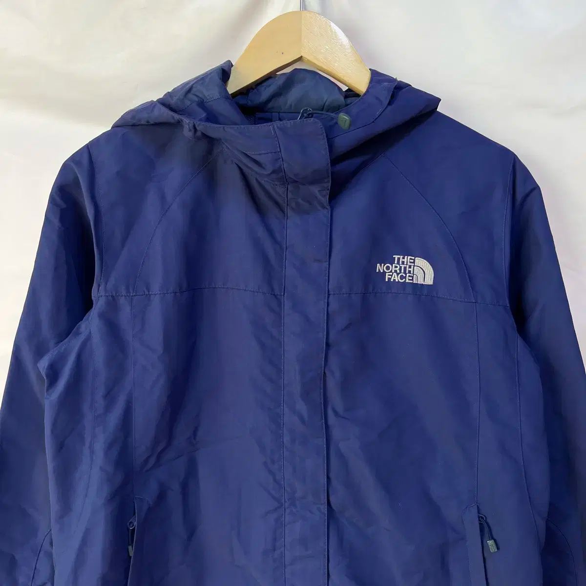 未使用　THE NORTH FACE ウィンドブレーカー 青/水色　レディースL THE NORTH FACE - ノースフェイス ウィンドブレーカー