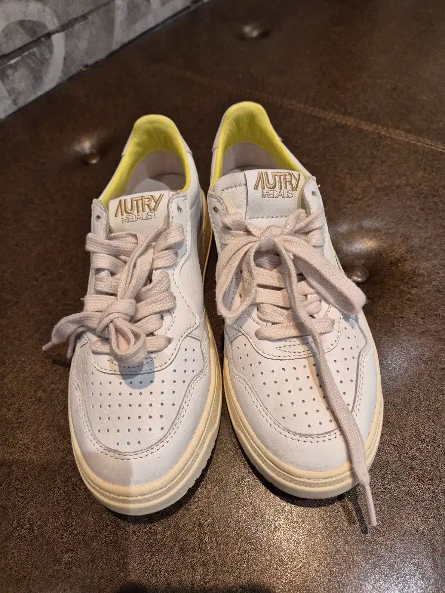 AUTRY オートリー ケーススタディ コラボ 36