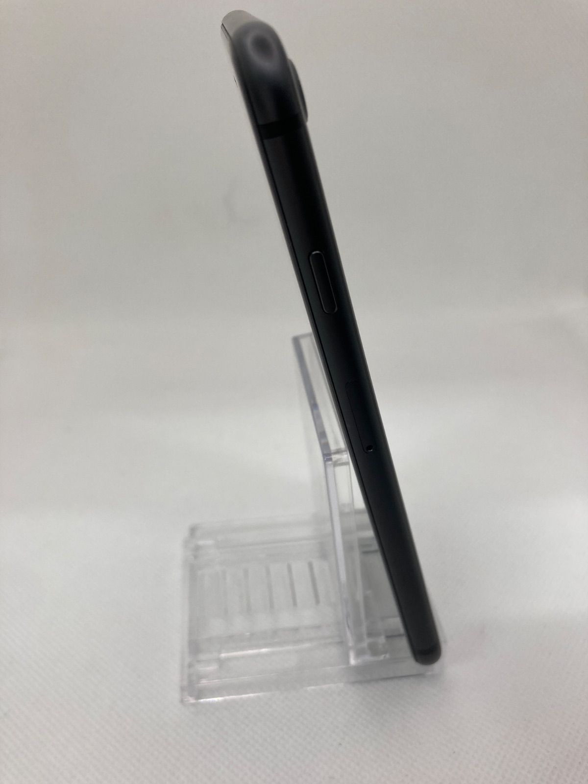 ☆iPhone8 (中古品) ☆ ジャンク SIMロック解除済み 64GB 1270 - メルカリ