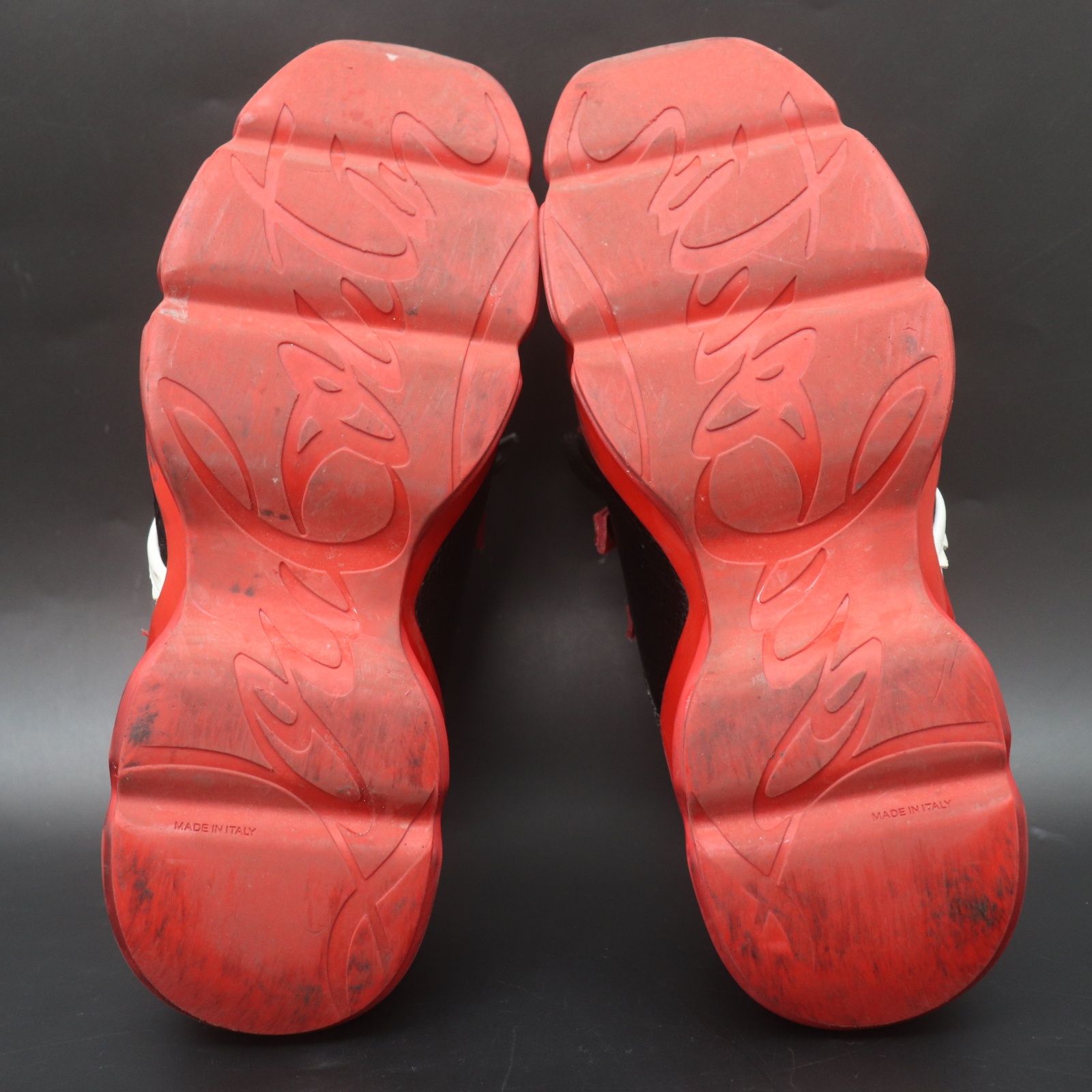 IT3TYHX5T3TQ Christian Louboutin クリスチャンルブタン RED RUNNER 
