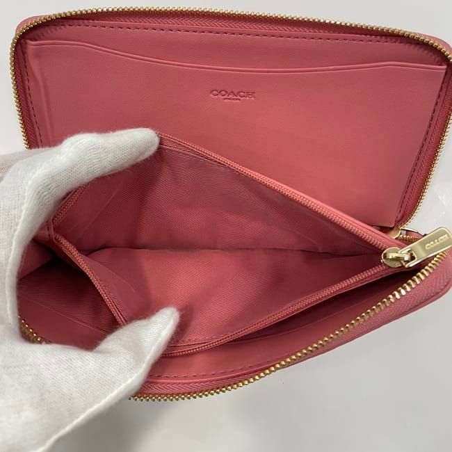コーチ ラウンドファスナー 長財布 ピンク シグネチャー C9073 美品 