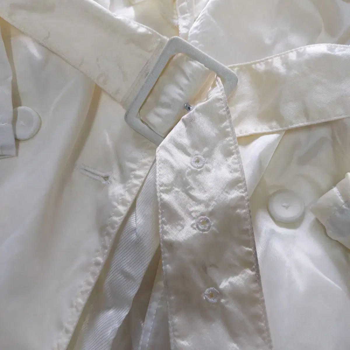  バーバリー アイボリー フリル トレンチコート その他 ジャケット ブルゾン