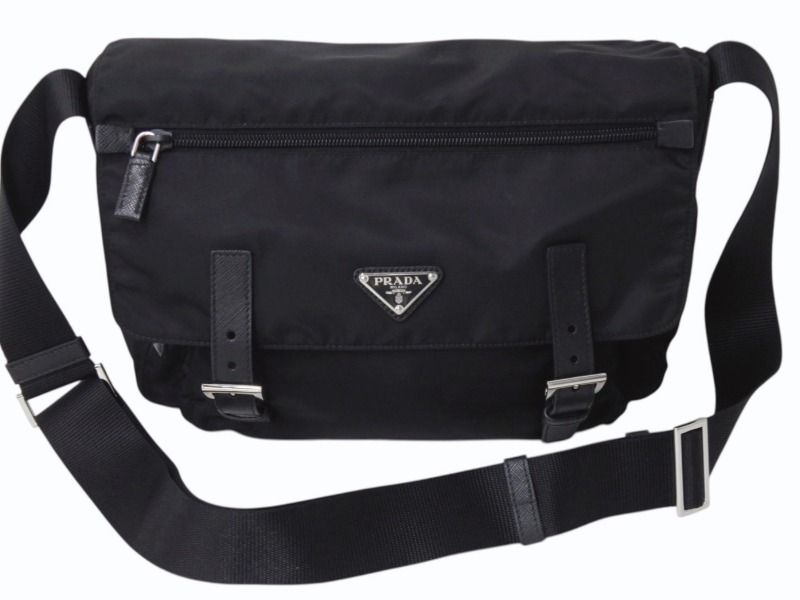 PRADA プラダ VERA トライアングルロゴ ショルダーバッグ メッセンジャーバッグ ナイロン レザー ブラック シルバー金具 4b002978