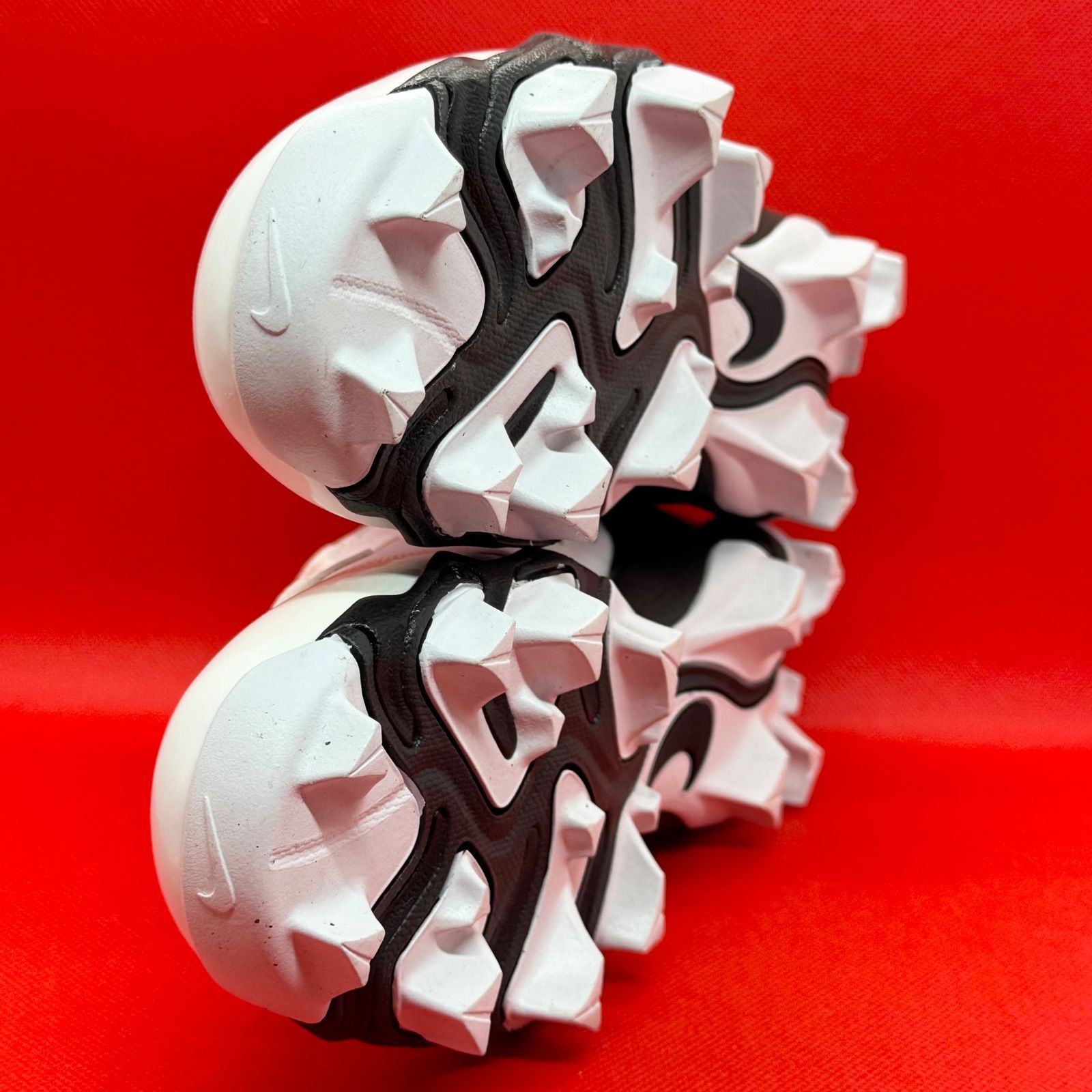 ホワイト×ブラック