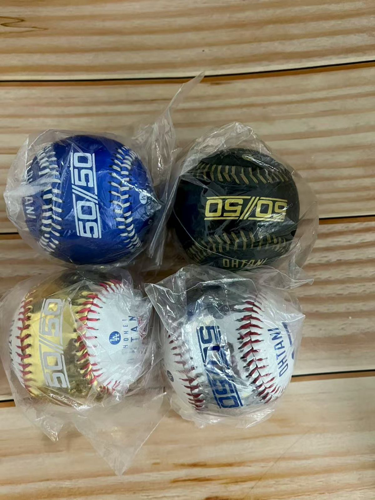 大谷翔平 LAドジャース 50/50 達成記念 硬式ボール硬球 青 金 銀