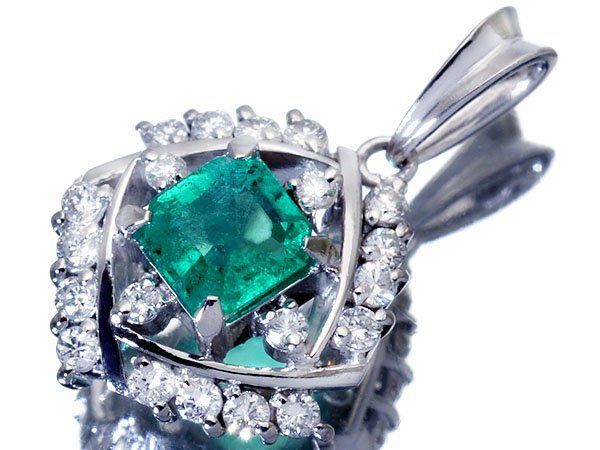 ジュエリー 鮮やかグリーン 良質天然エメラルド0.59ct＆ダイヤモンド0.28ct Pt900ペンダントヘッド h7849vr 送料無料