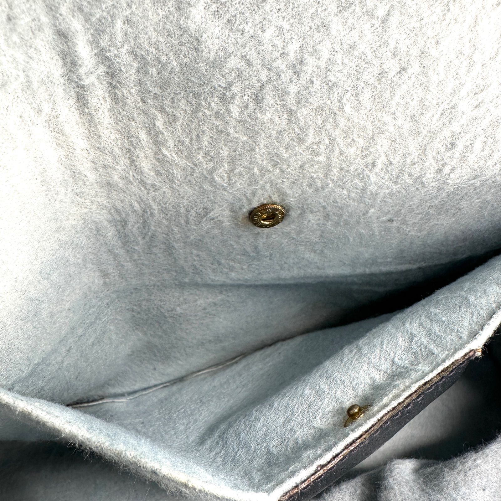 クラッチバッグ