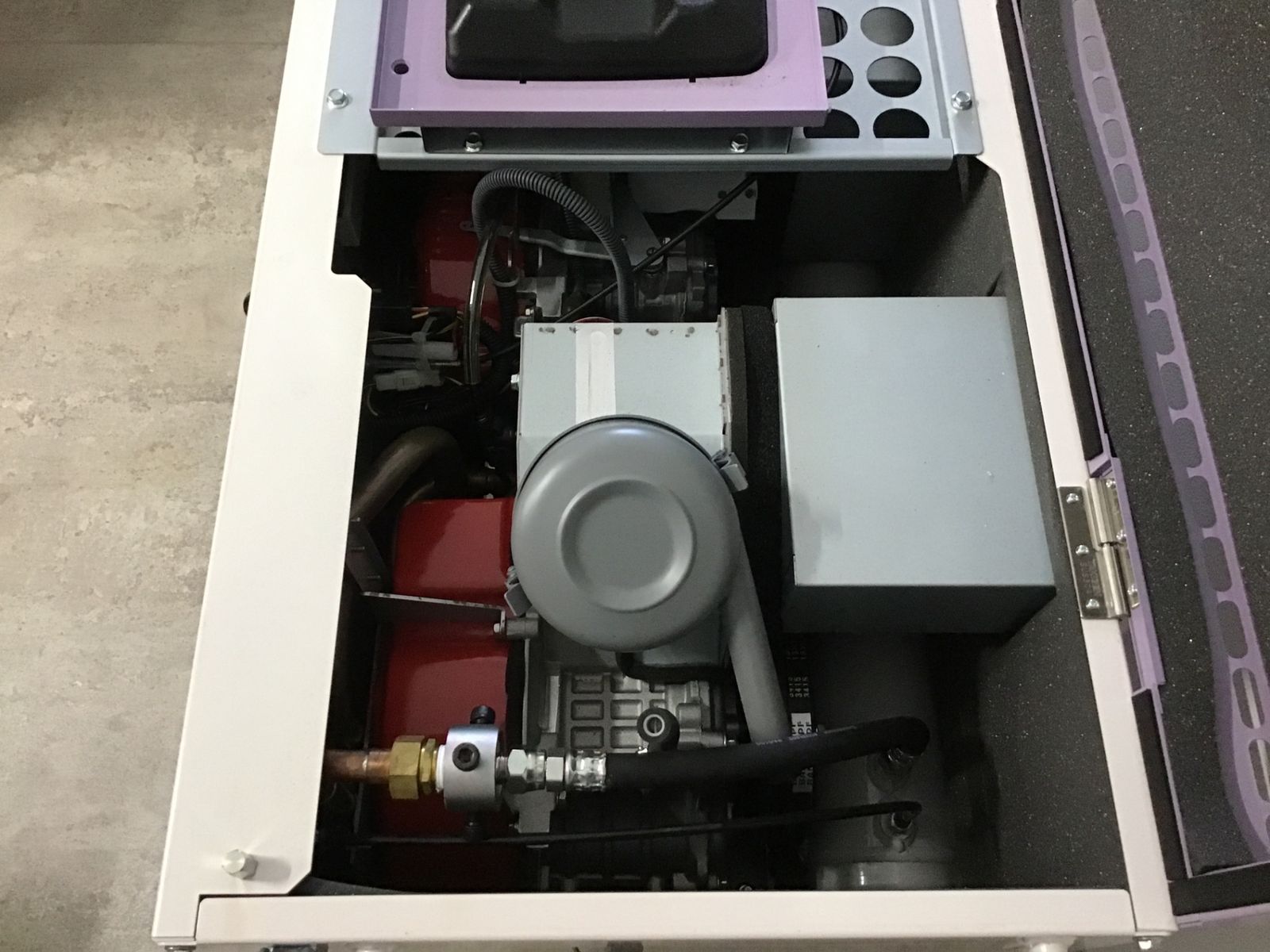 エンジンコンプレッサ