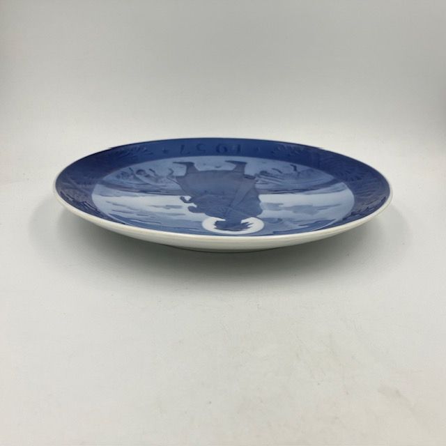ロイヤルコペンハーゲン イヤープレート Shepherd Good 「The 1957年 イヤープレート ロイヤルコペンハーゲン よき羊飼い 1957年 工芸品