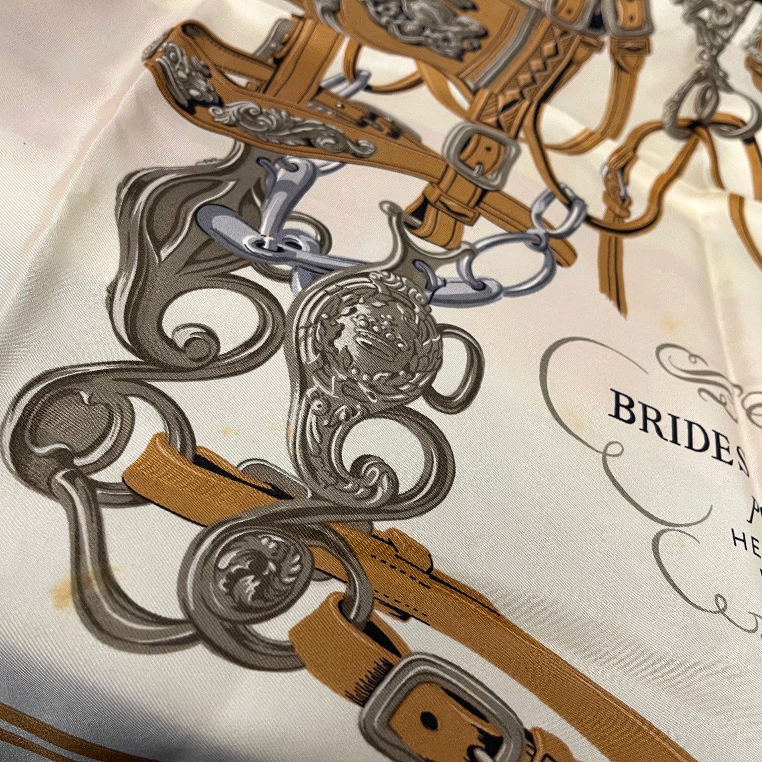 エルメス HERMES カレ90 式典用馬勒 スカーフ エルメス カレ90 BRIDES de GALA 式典用馬勒 スカーフ シルク