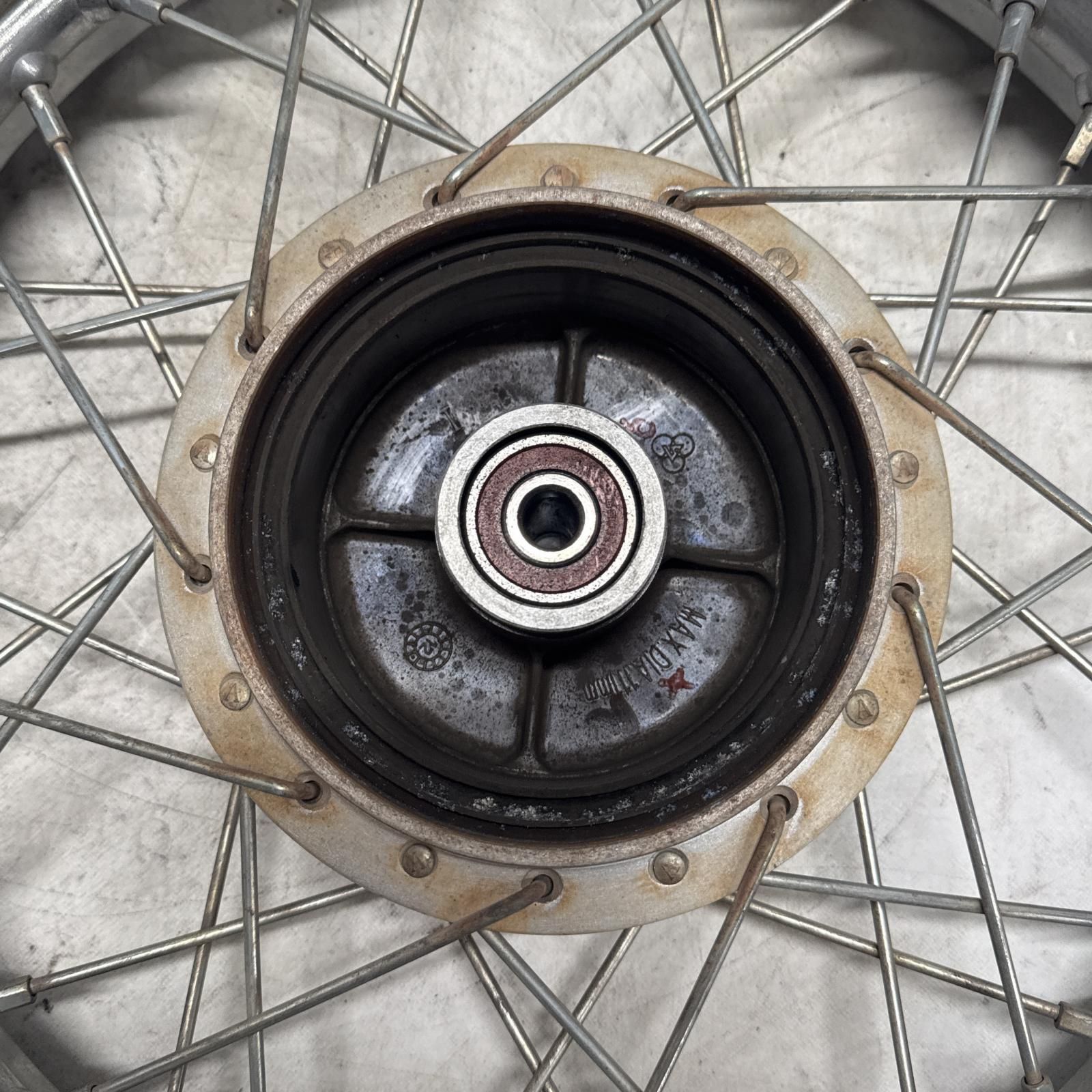 スーパーカブ50 AA01 C50 リアホイールASSY ホンダ ホンダ C50 AA01スーパーカブ50 リアホイールダンパーゴム 1993