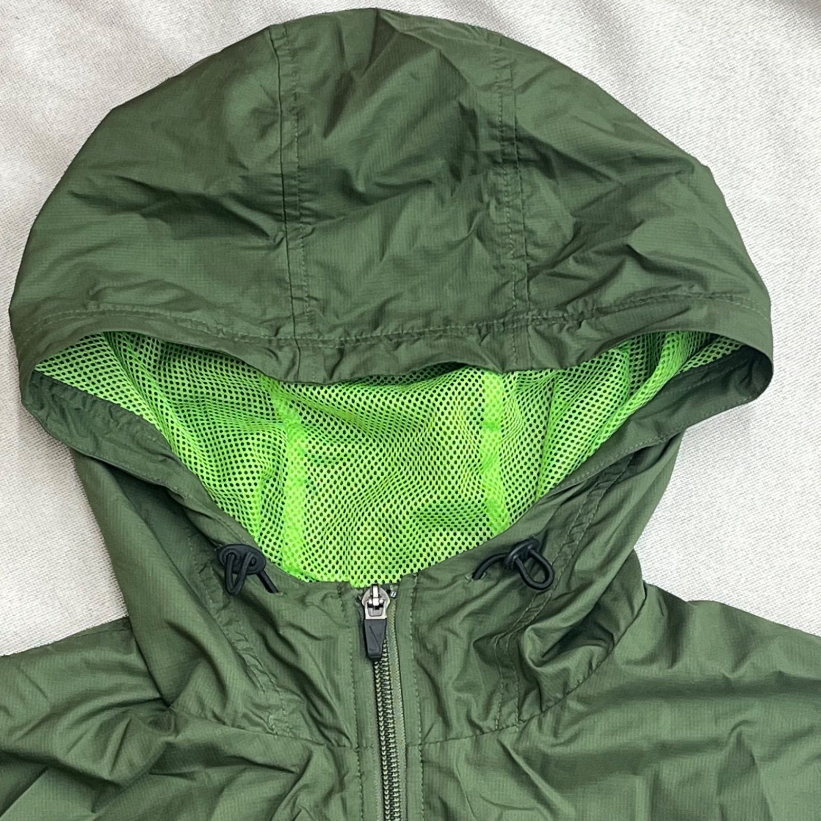 NIKE ナイキ 裏メッシュ フルジップ ベスト M カーキ 蛍光 緑