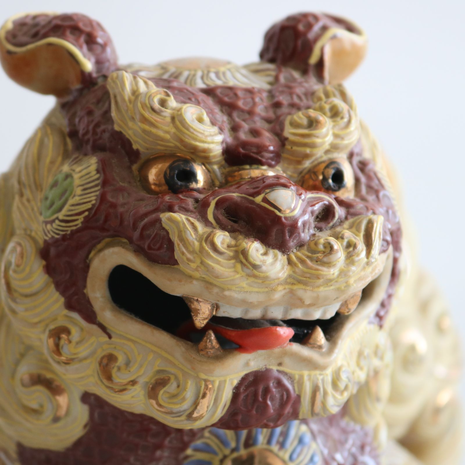 美品 九谷焼 シーサー 沖縄 琉球 狛犬 獅子 玉乗り獅子 狂犬