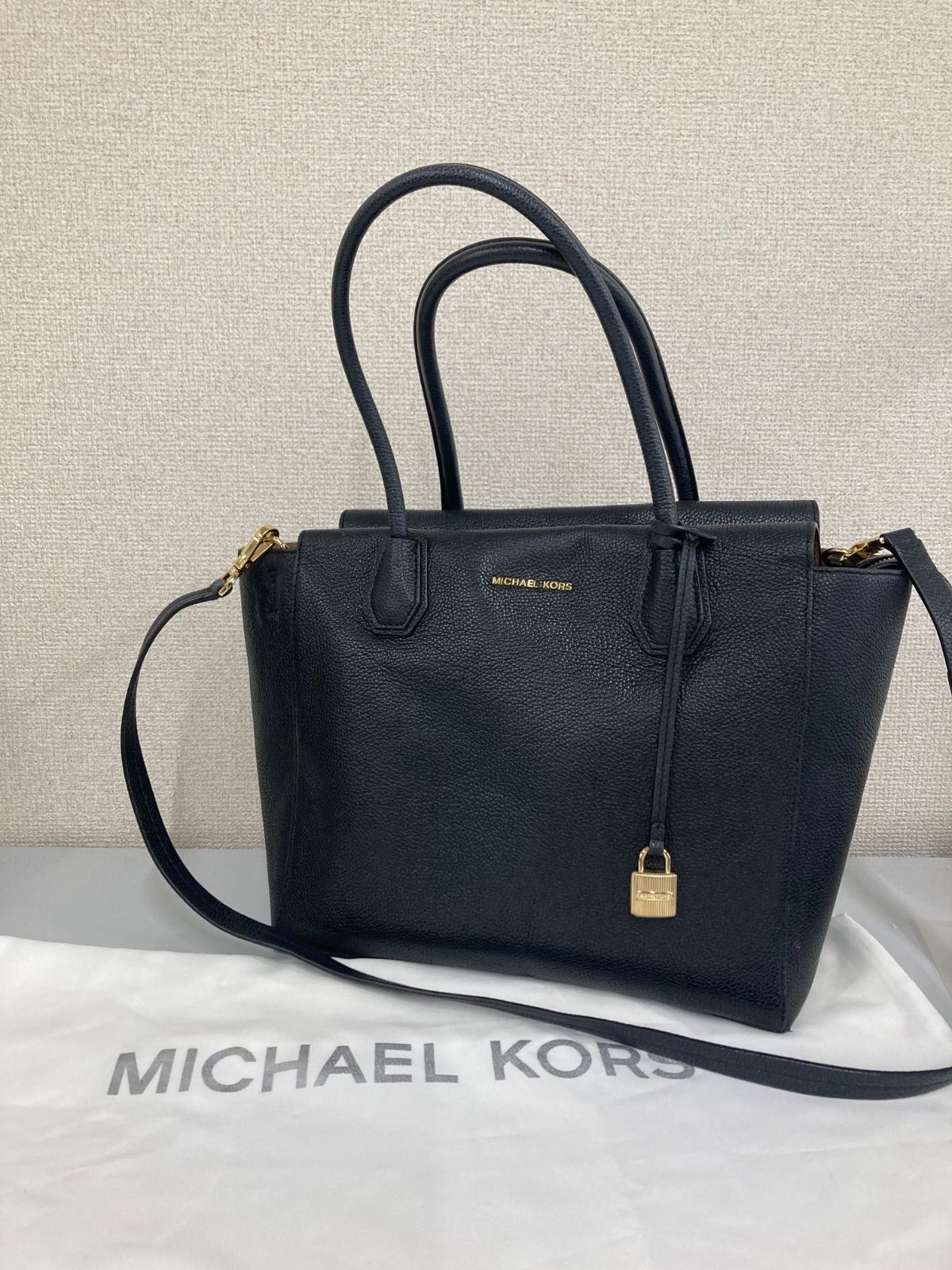 MICHAEL KORS ブラック ハンドバッグ MICHAEL KORS マイケルコース トートバッグ ハンドバッグ