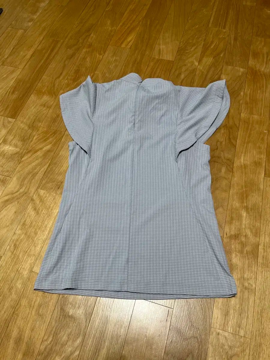 Tシャツ S