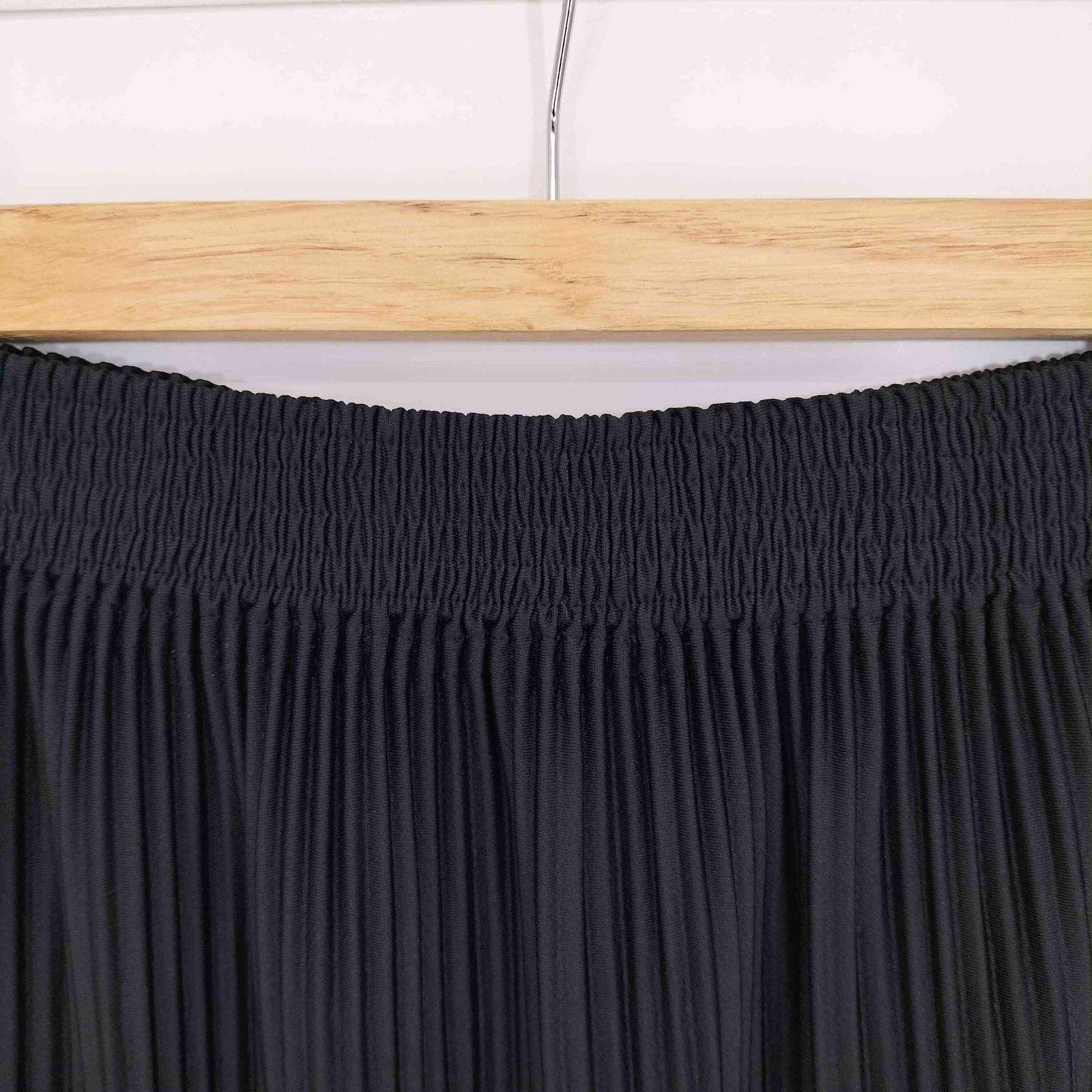 ⭐︎美品　ZUCCa ズッカ PEスムース プリーツスカート ブラック M ズッカ ZUCCa PEスムース プリーツスカート レディース JPN：M