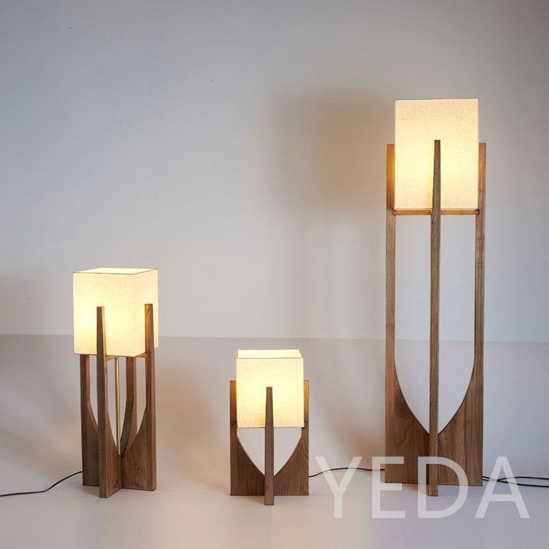 倉本仁さん&関祐介さんとのデザインコラボのフロアスタンド