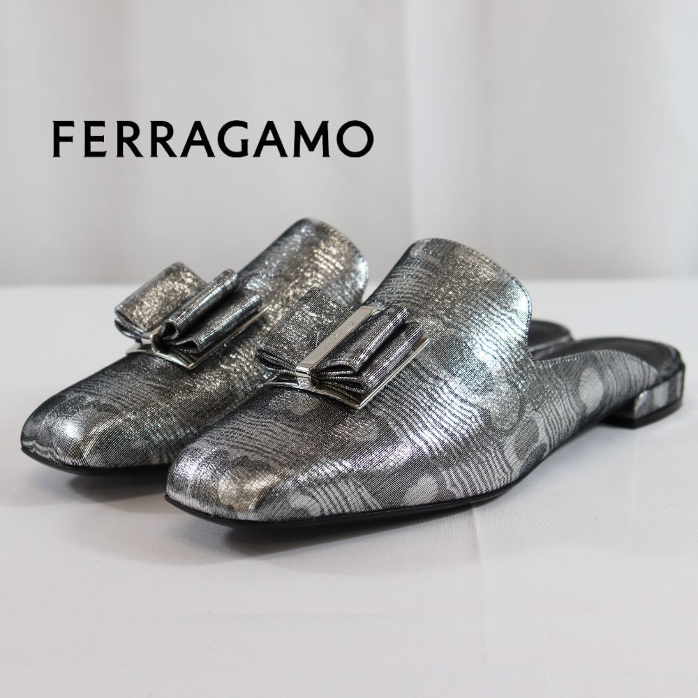 フェラガモ　フラットシューズ Ferragamo☆バレリーナフラットシューズ ZINA NERO (FERRAGAMO