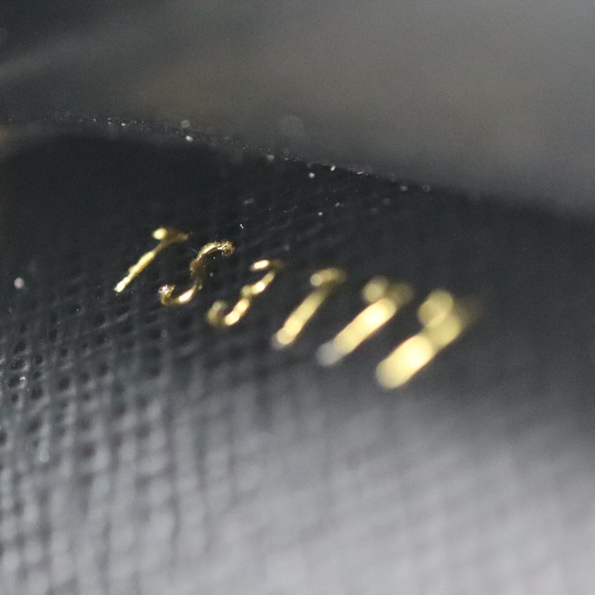 LOUIS VUITTON ルイヴィトン LV M67250 山本寛斎コラボ 財布 ジッピー