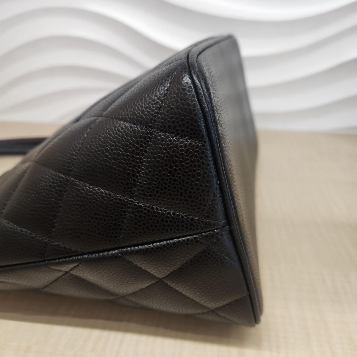 CHANEL シャネル 復刻トート キャビアスキン 黒 ブラック バッグ CHANEL シャネル 復刻トート トートバッグ キャビアスキン