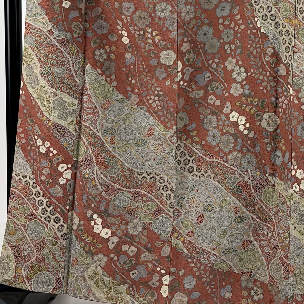 訪問着 身丈162cm 裄丈65.5cm M 袷 草花 金彩 赤茶 正絹 秀品