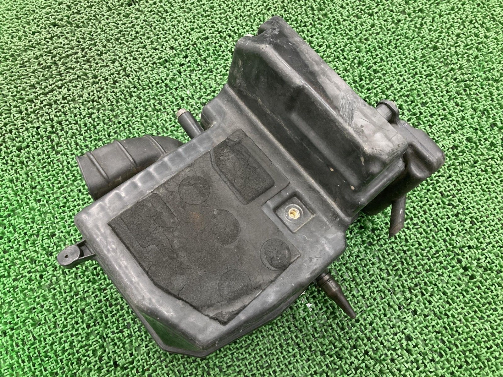 GB250クラブマン エアクリーナーボックス KE5 ホンダ 純正 バイク 部品