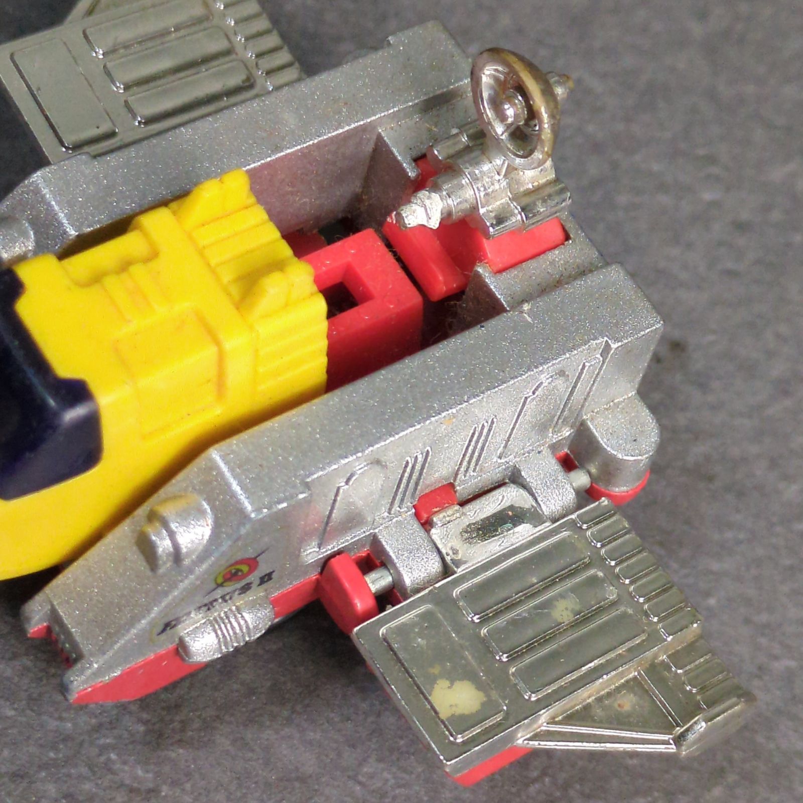 トミー 恐竜戦隊コセイドン コセイドン号 当時物 トミー TOMY 恐竜戦隊コセイドン 当時物 合金 コセイドン号