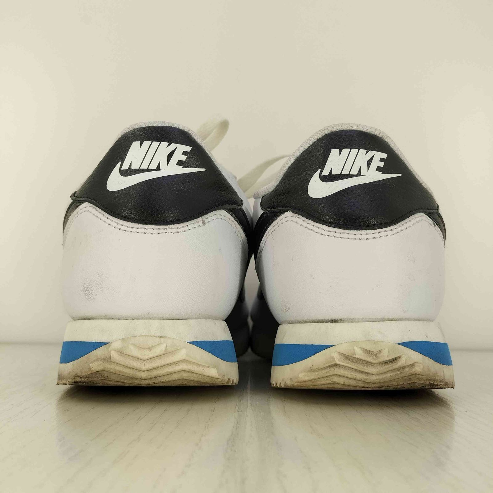 NIKE Cortez