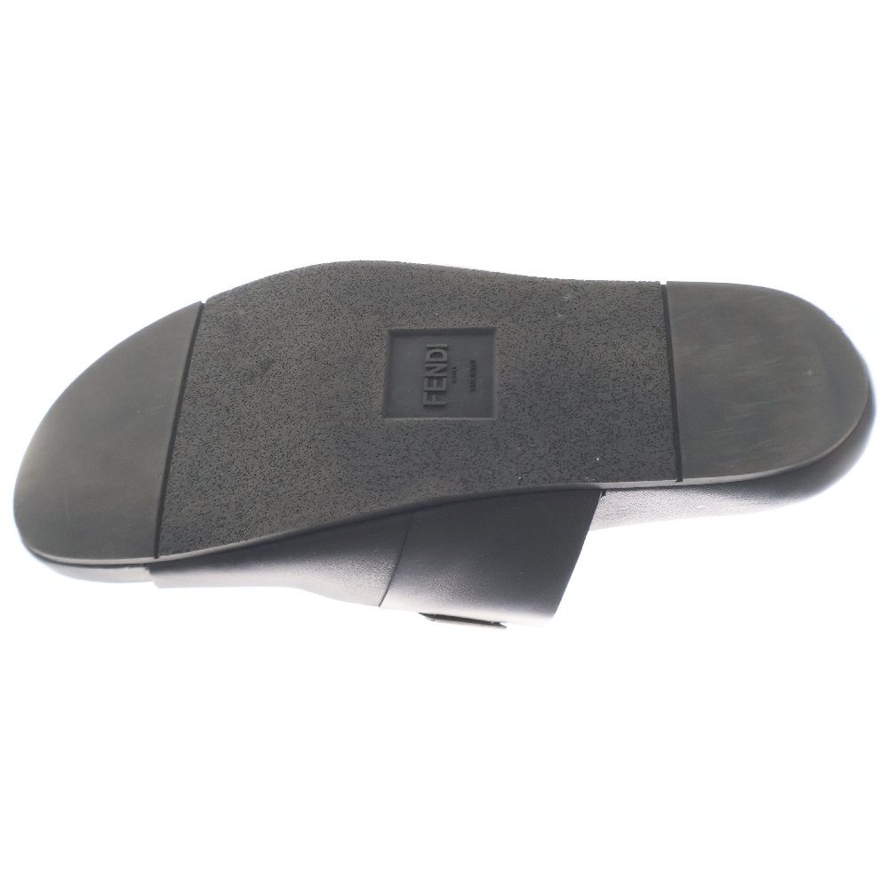 FENDI (フェンディ) モンスター メタル プレート装飾 レザーサンダル  