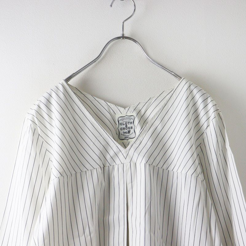 Cloth&Crossクロス＆クロスカットワークブラウスハグオーワー