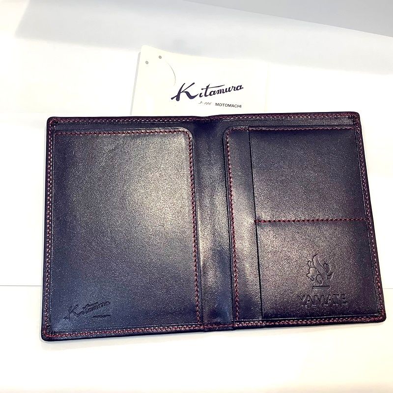 未使用】キタムラ（KITAMURA）パスポートケース カードケース レザー