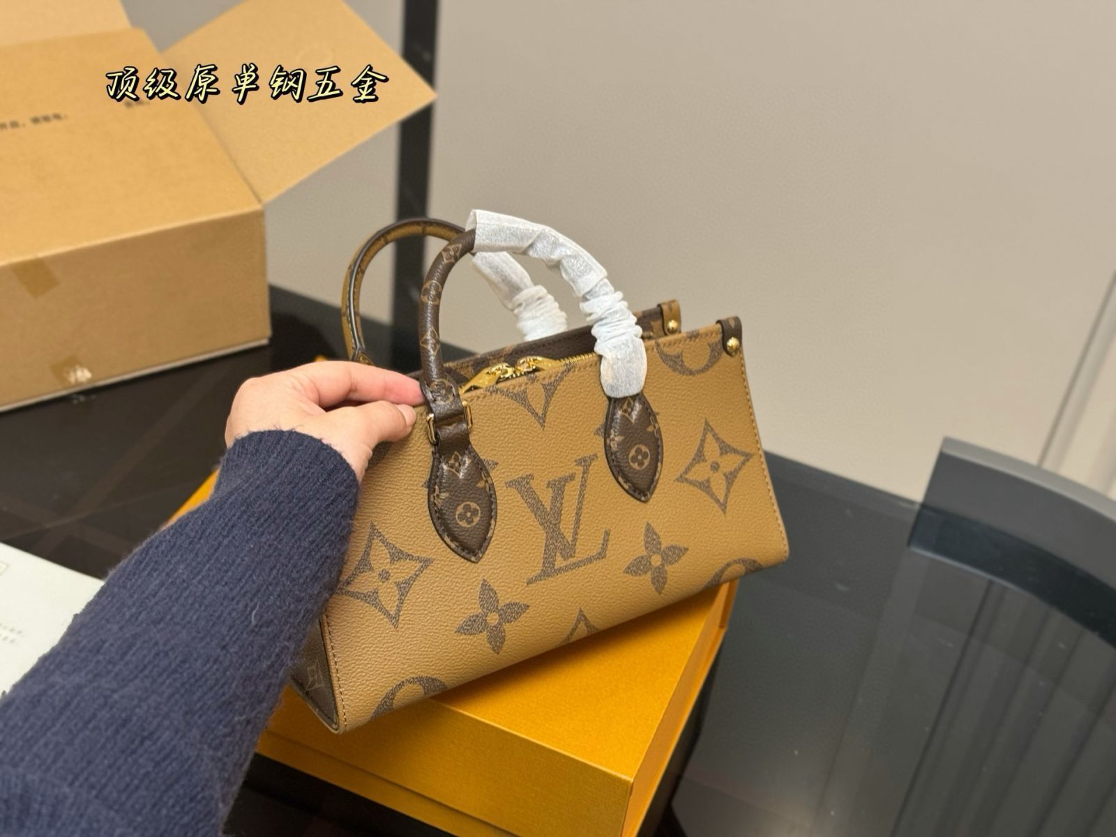 14500円→10500円へ値下げ済み！VUITTON 箱＆保存袋つき 楽天市場】【中古】 LOUIS VUITTON （ルイヴィトン） ﾛｯｶｰﾄﾞｯﾌﾟ